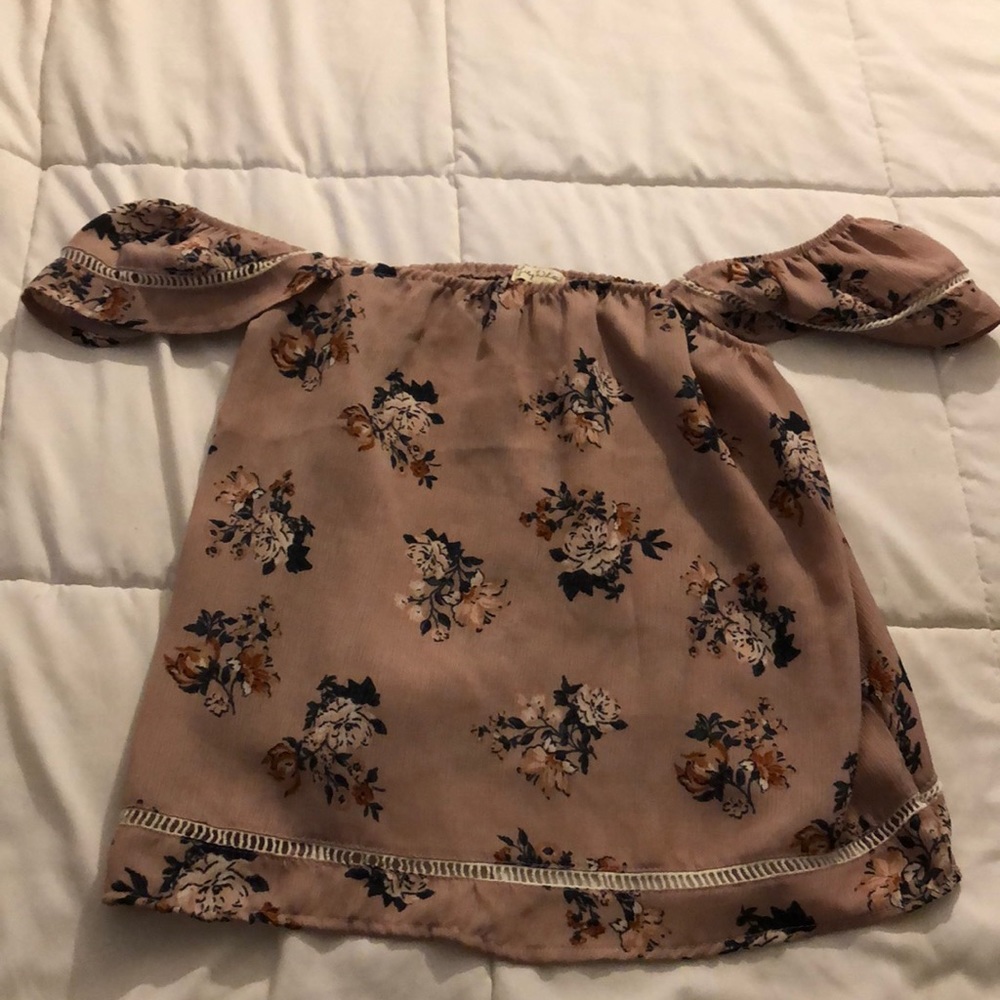 Off the shoulder flower print blouse